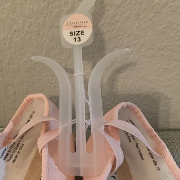 NWT - Ballet Freestyle Shoes "Pink" US Size 13 - Picture 4 of 6